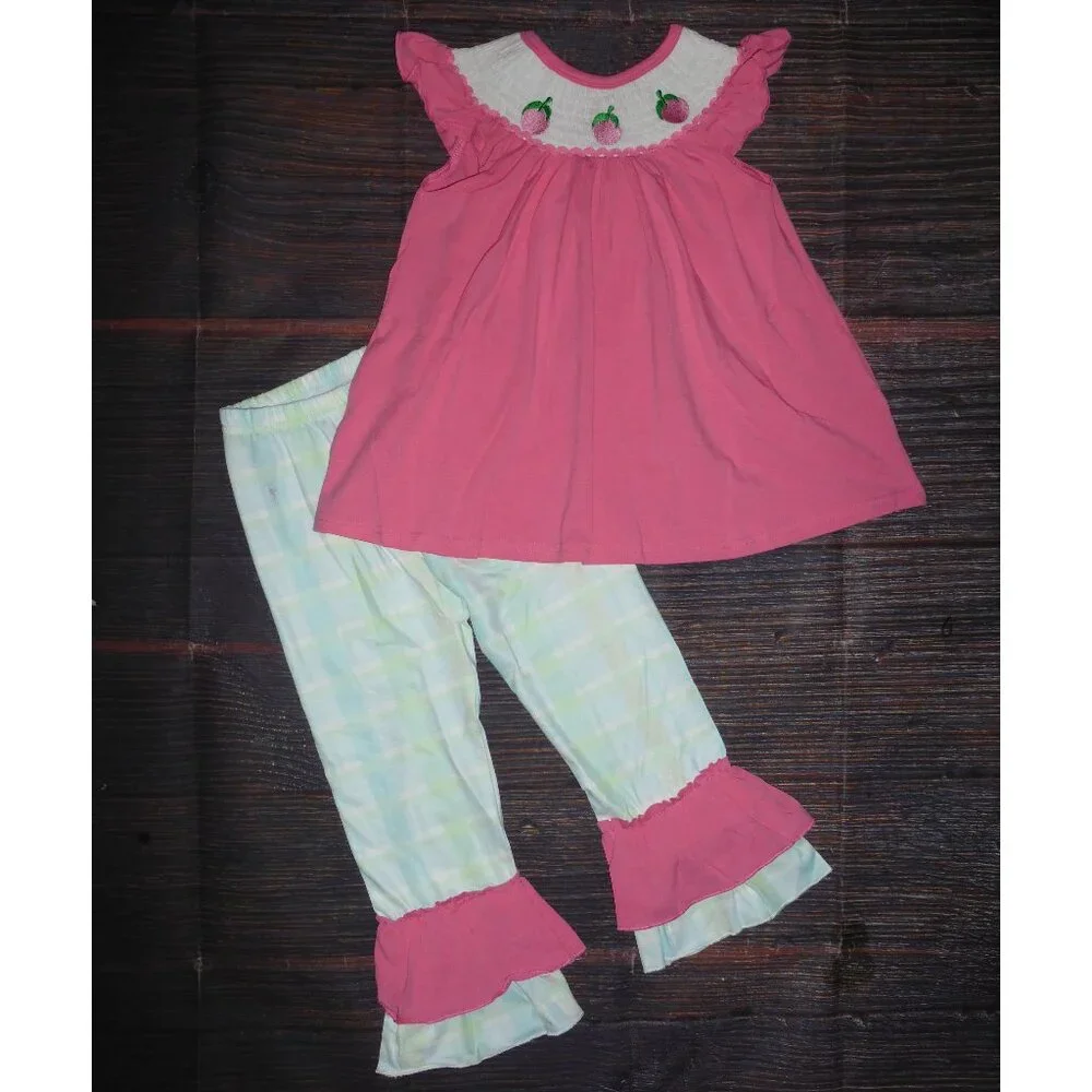 Boutique Smocked Peaches Girls Tunic & Leggings Outfit Set